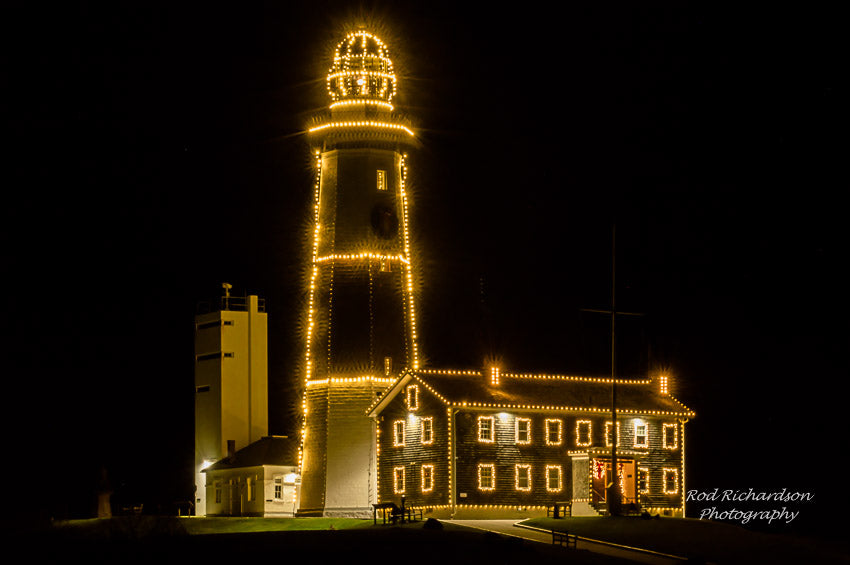 Montauk Point Lighthouse – Holiday Edition (Limited Edition Canvas Print)